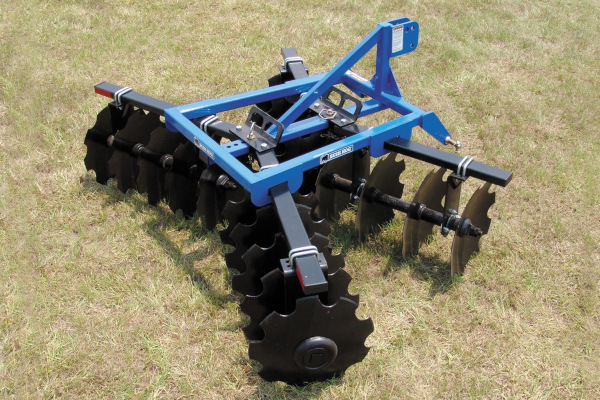 Bush Hog | Harrows | 1D Series Lift Disc Harrows for sale at Colerain, North Carolina