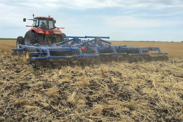 Landoll | Secondary Tillage & Seedbed Preparation | 7500 VT Plus Adjustable for sale at Colerain, North Carolina